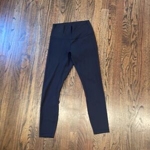Lululemon black yoga pants size 6